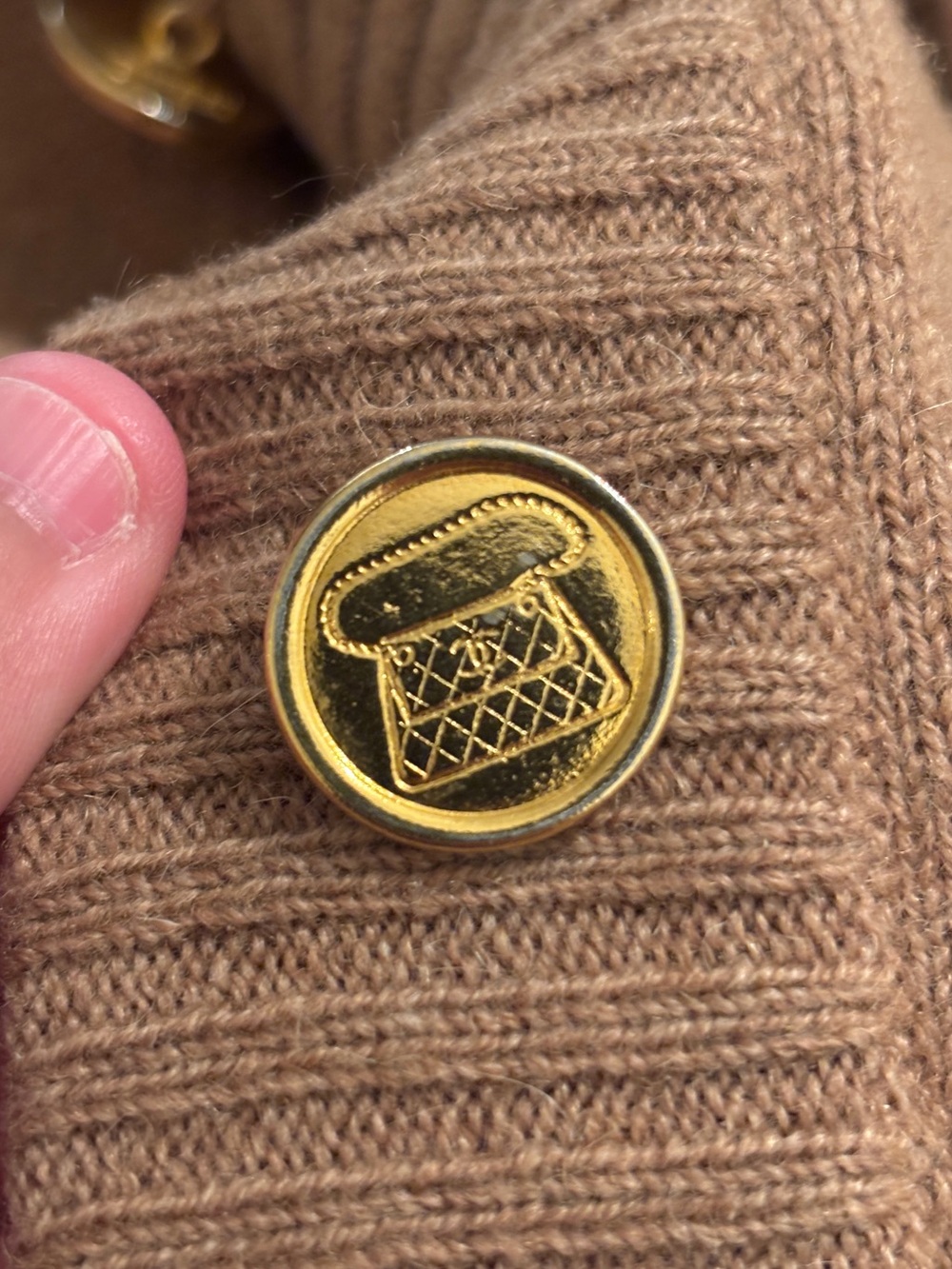 CHANEL 80s Vintage Camel Hair Cardigan | Made in Scotland | Gold Button | Size M - Picture 6 of 16